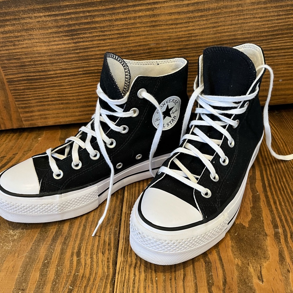 Black platform converse. Gently used. Size 7.5 womens